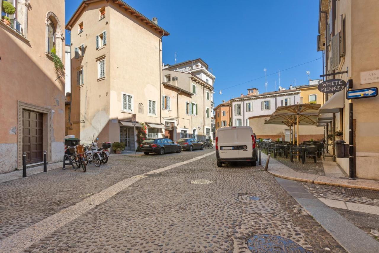 Appartamento Carega - Affitti Brevi Italia Верона Экстерьер фото